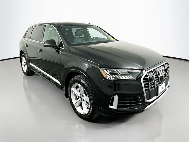 2023 Audi Q7 Premium Plus