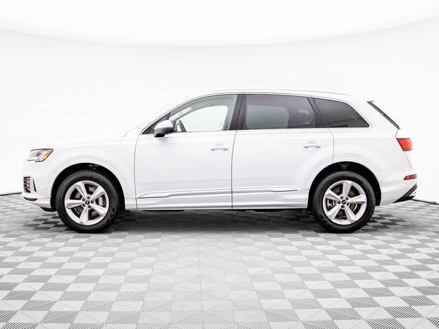 2023 Audi Q7 Premium Plus