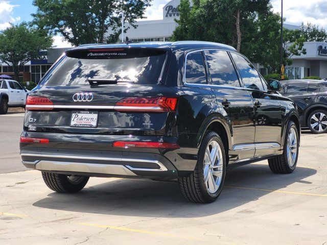 2023 Audi Q7 Premium Plus