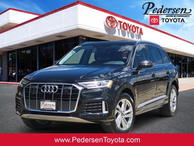 2023 Audi Q7 Premium Plus