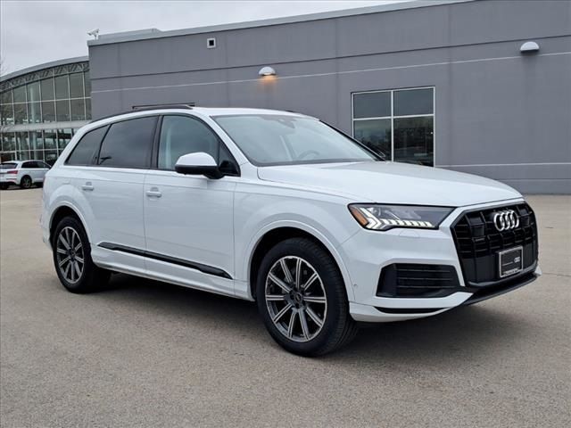 2023 Audi Q7 Premium Plus