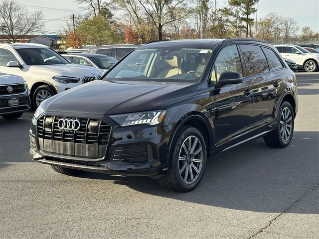 2023 Audi Q7 Premium Plus