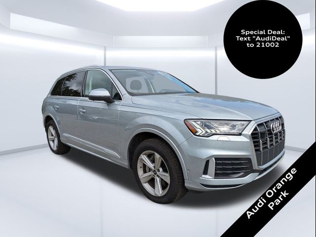 2023 Audi Q7 Premium Plus