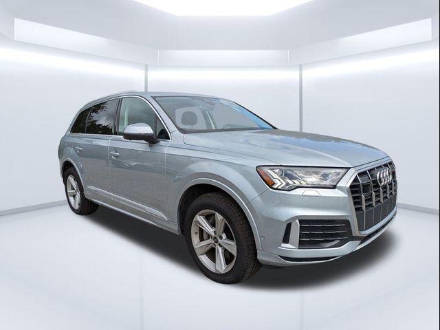 2023 Audi Q7 Premium Plus