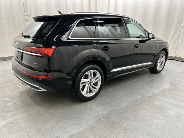 2023 Audi Q7 Premium
