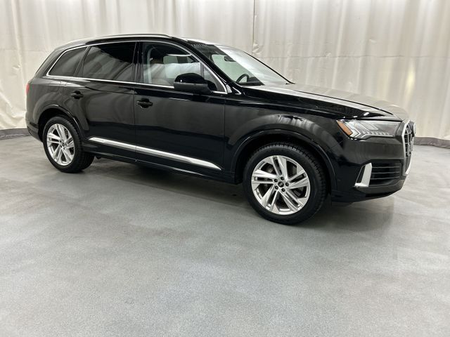 2023 Audi Q7 Premium