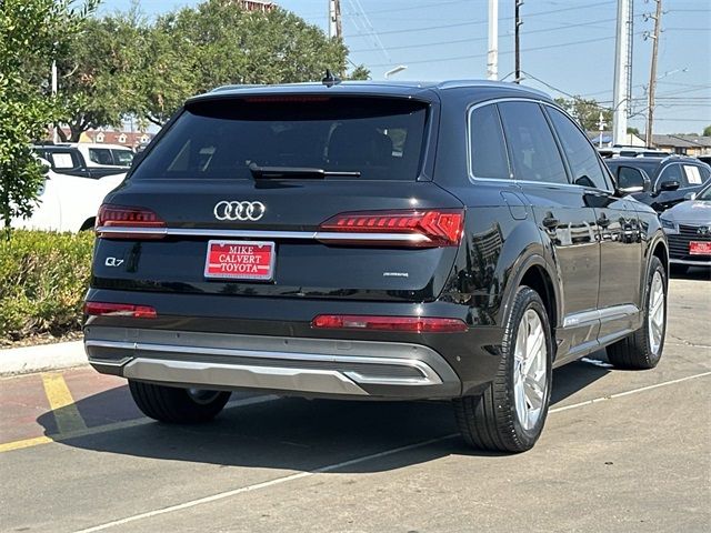 2023 Audi Q7 Premium