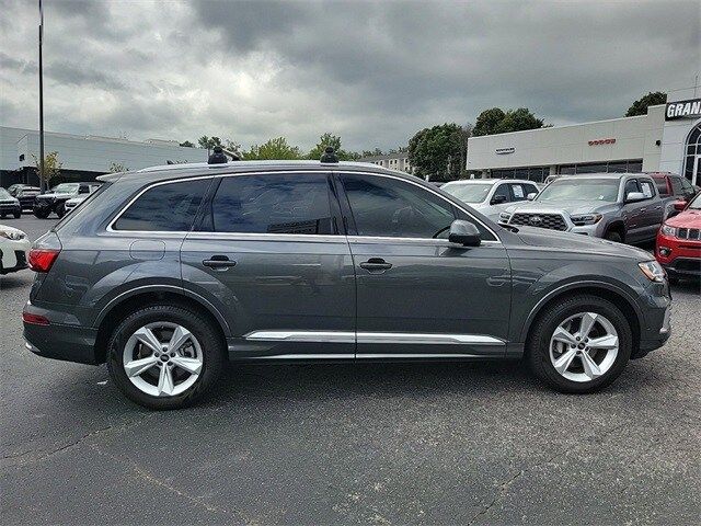 2023 Audi Q7 Premium