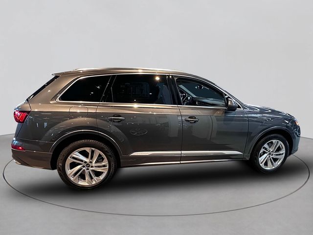 2023 Audi Q7 Premium