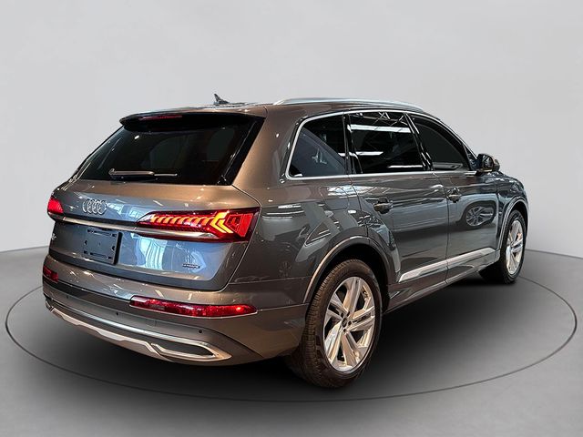 2023 Audi Q7 Premium