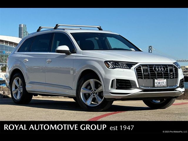 2023 Audi Q7 Premium