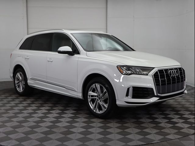 2023 Audi Q7 Premium