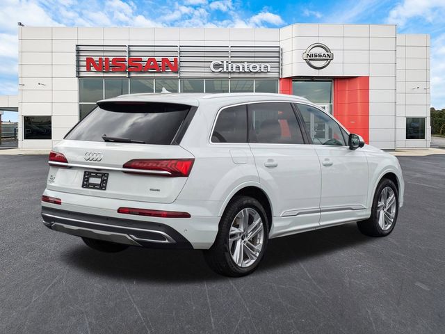 2023 Audi Q7 Premium Plus