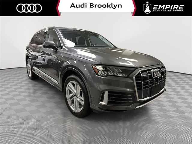 2023 Audi Q7 Premium Plus