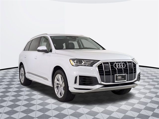 2023 Audi Q7 Premium Plus