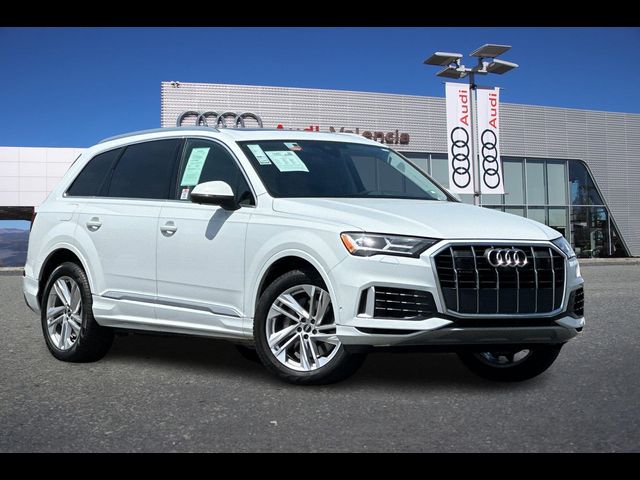 2023 Audi Q7 Premium Plus