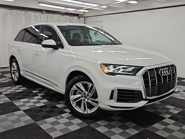 2023 Audi Q7 Premium Plus