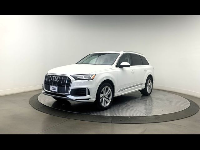 2023 Audi Q7 Premium Plus