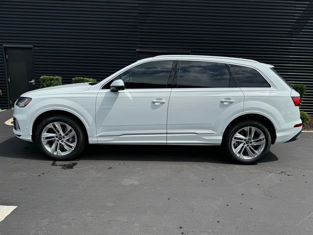 2023 Audi Q7 Premium Plus