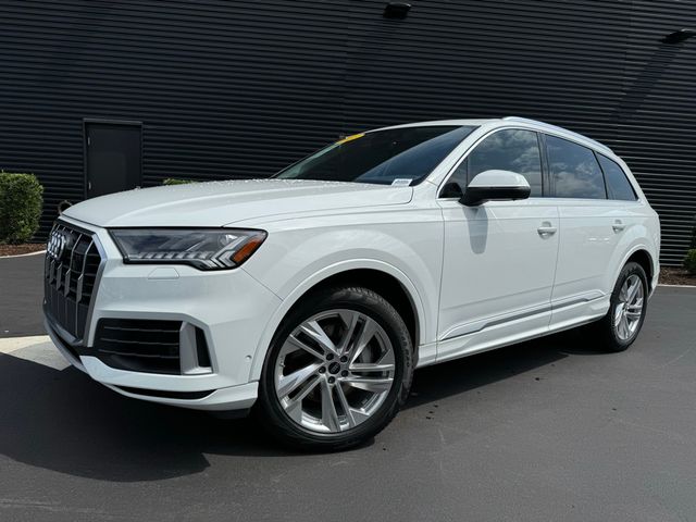 2023 Audi Q7 Premium Plus