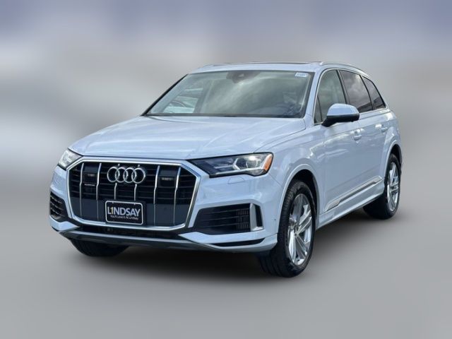 2023 Audi Q7 Premium Plus