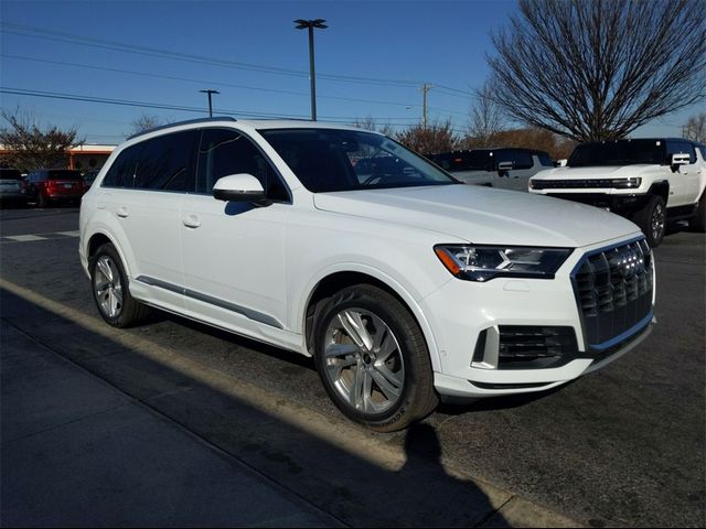 2023 Audi Q7 Premium Plus