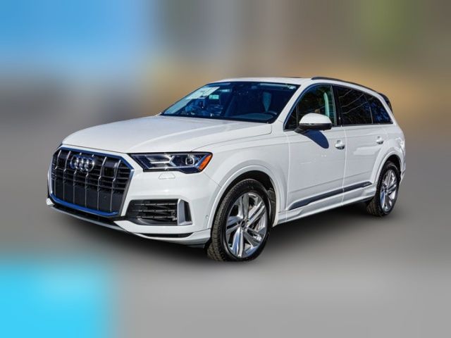 2023 Audi Q7 Premium Plus