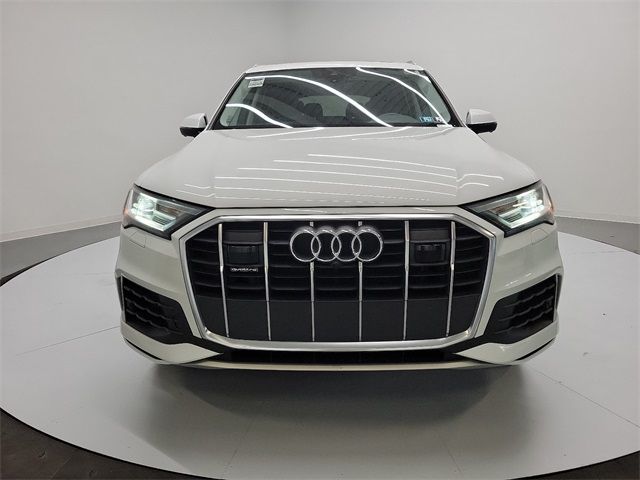 2023 Audi Q7 Premium Plus