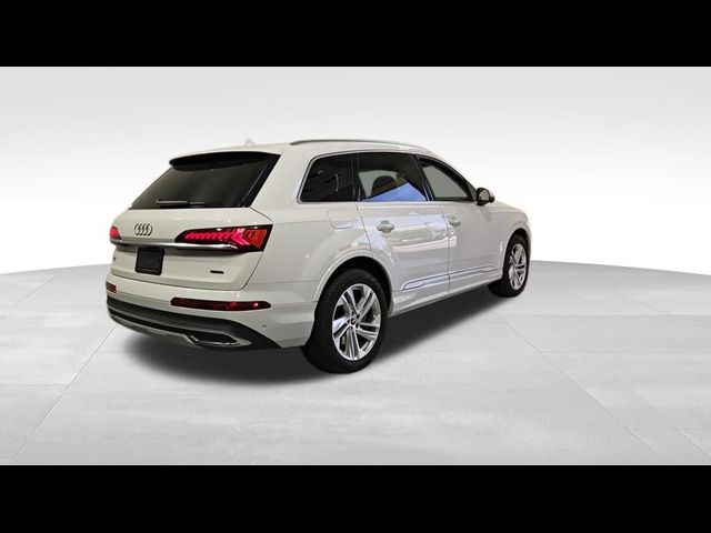 2023 Audi Q7 Premium Plus