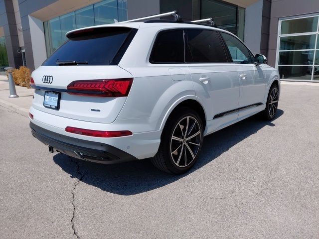 2023 Audi Q7 Premium Plus