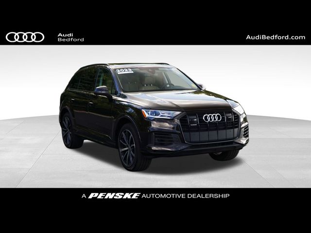 2023 Audi Q7 Premium Plus