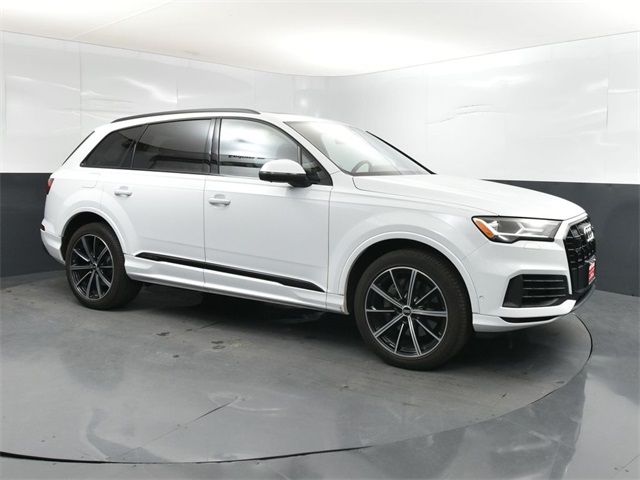 2023 Audi Q7 Premium Plus
