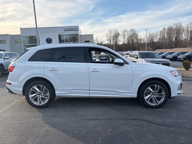 2023 Audi Q7 Premium Plus