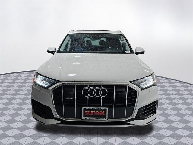 2023 Audi Q7 Premium Plus