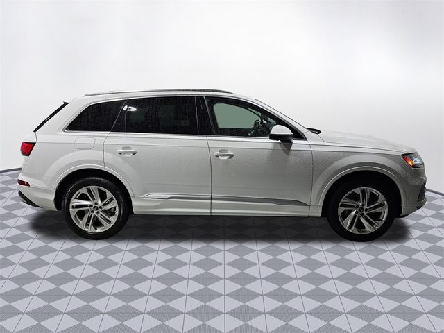 2023 Audi Q7 Premium Plus