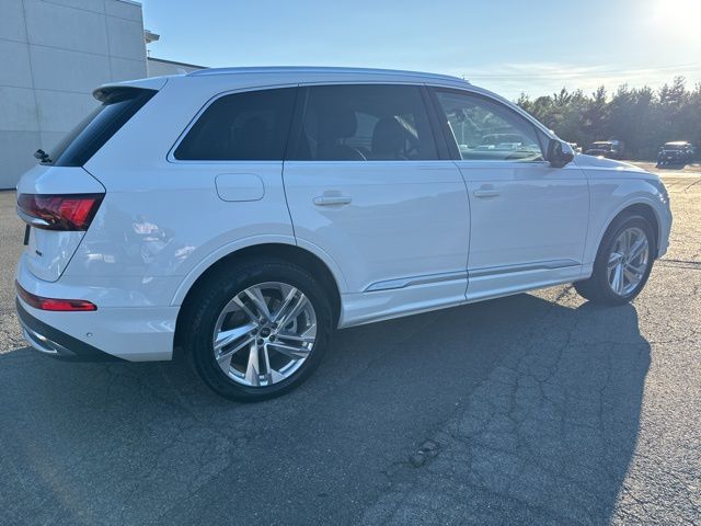 2023 Audi Q7 Premium Plus