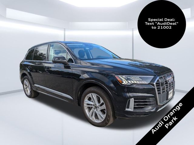 2023 Audi Q7 Premium Plus