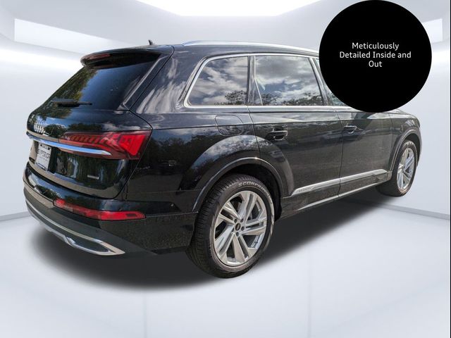 2023 Audi Q7 Premium Plus