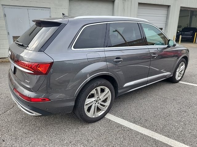 2023 Audi Q7 Premium Plus