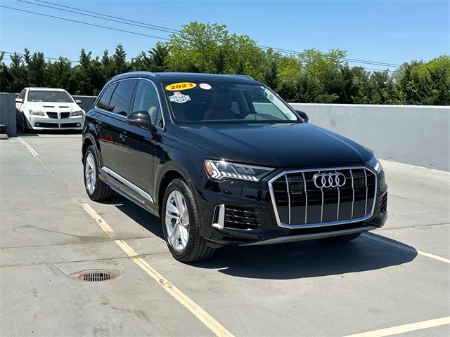 2023 Audi Q7 Premium Plus