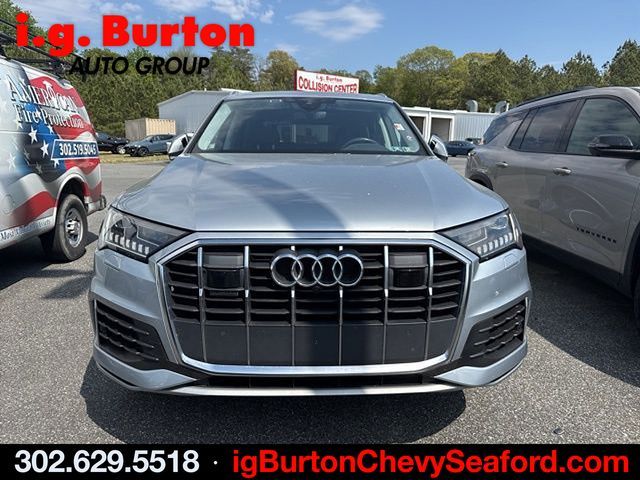2023 Audi Q7 Premium Plus