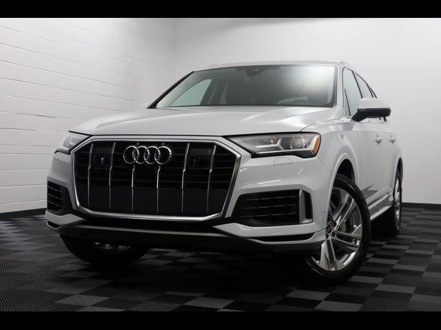 2023 Audi Q7 Premium Plus