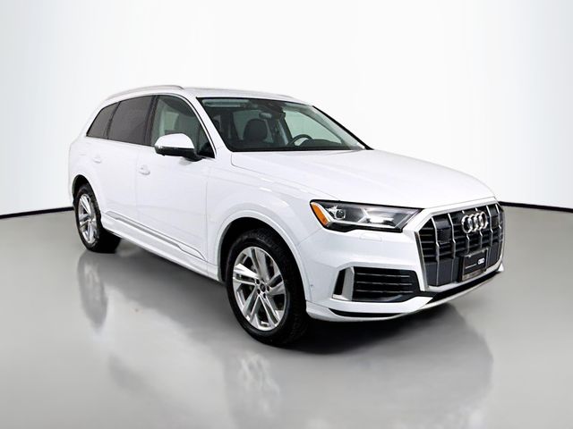 2023 Audi Q7 Premium Plus