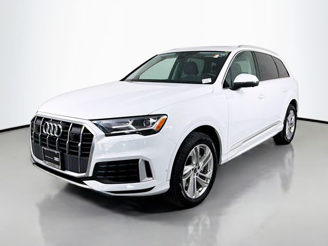 2023 Audi Q7 Premium Plus