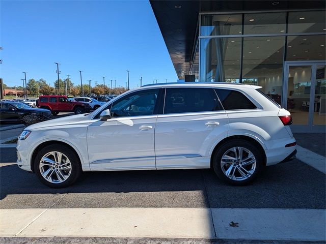 2023 Audi Q7 Premium Plus