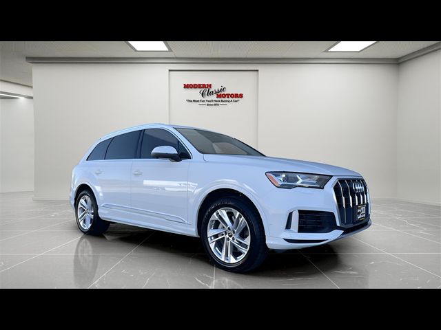 2023 Audi Q7 Premium Plus