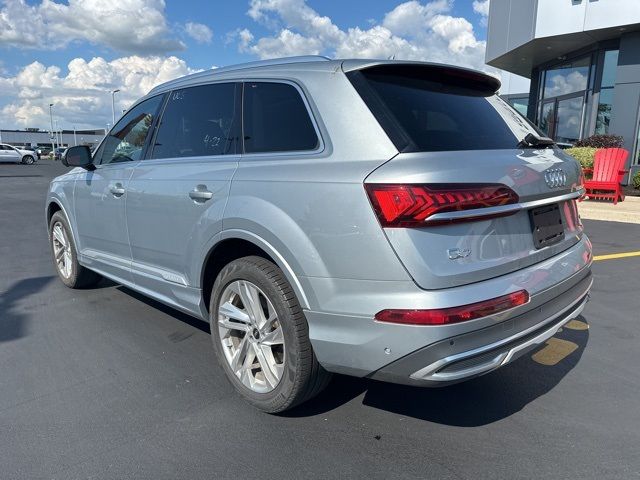 2023 Audi Q7 Premium Plus