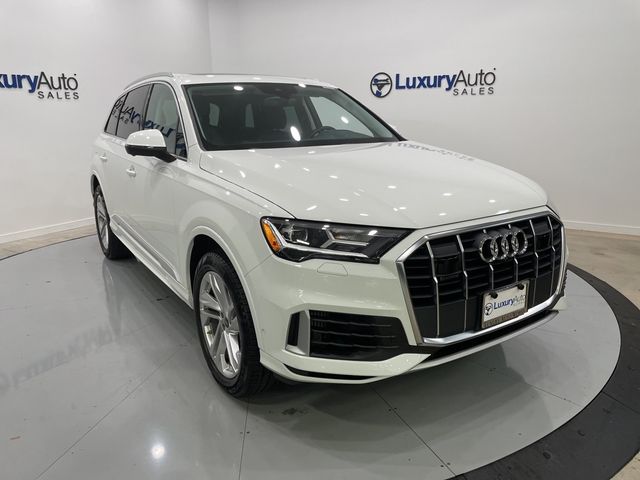 2023 Audi Q7 Premium Plus