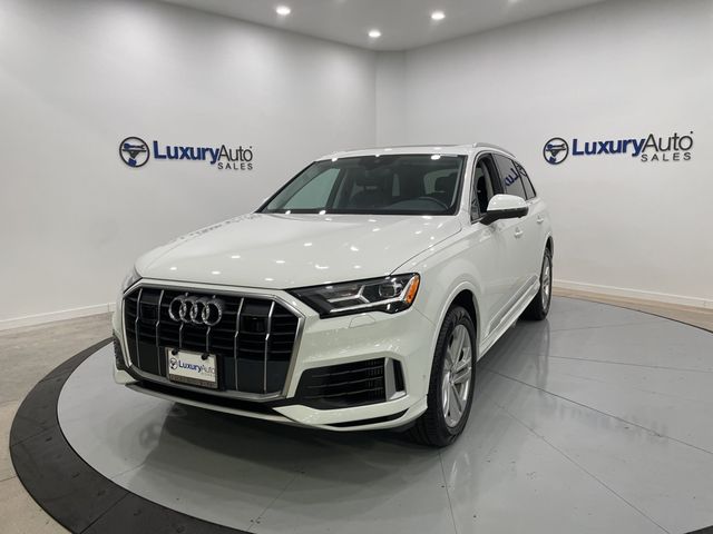 2023 Audi Q7 Premium Plus