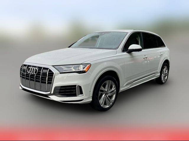 2023 Audi Q7 Premium Plus